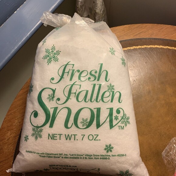 DEPARTMENT 56 dept FRESH FALLEN SNOW 7oz VINTAGE Christmas - Picture 1 of 3